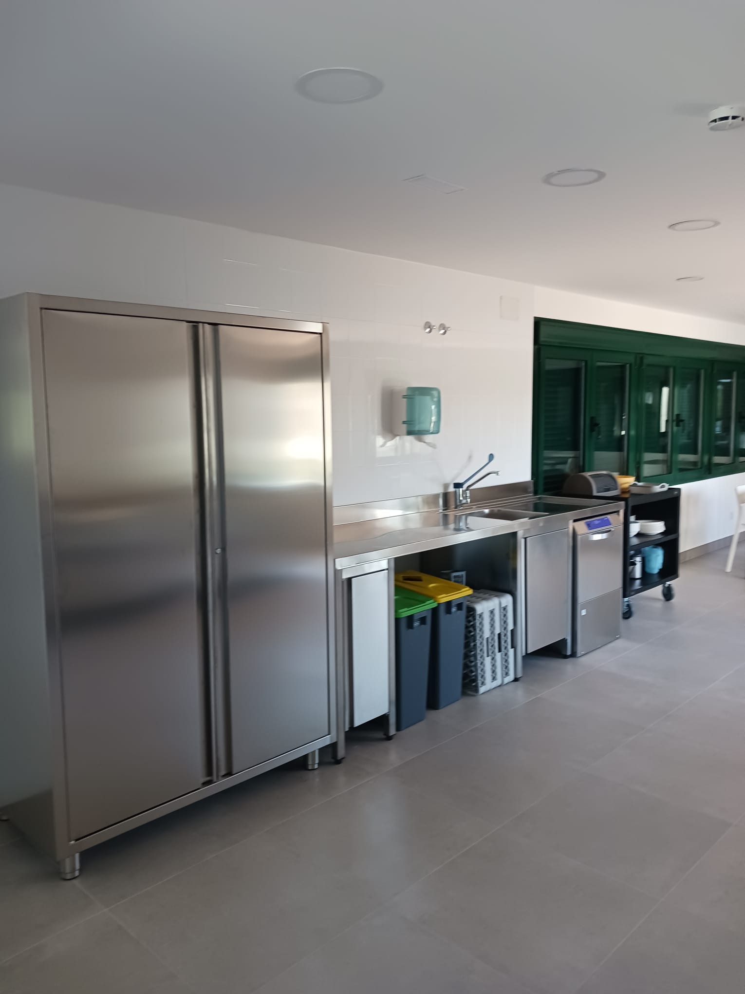 Cocina vivienda Fundaci�n Gil Gayarre PIR FUNDACI�N ONCE