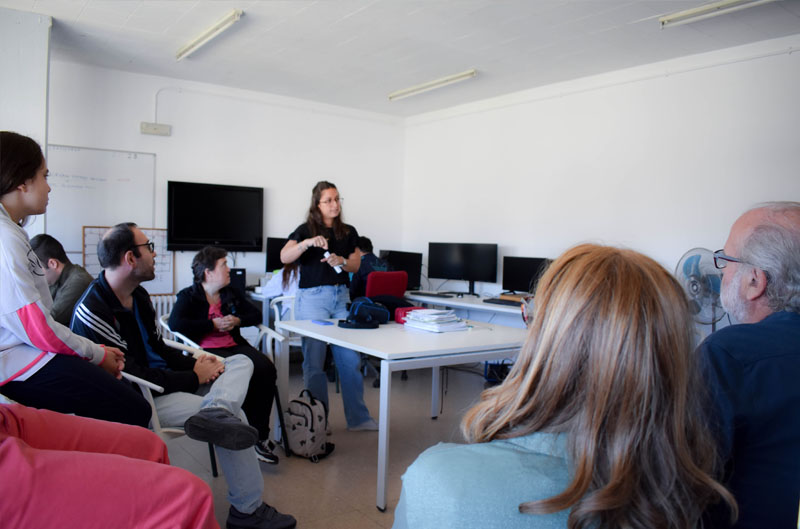 Jornada de Puertas Abiertas del COFOIL de la Fundacin Gil Gayarre